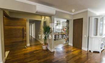 Imagem 5: Imóvel de 215m², com 4 dormitórios (sendo 1 suíte)