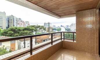 Imagem 4: AMPLO APARTAMENTO EM EXCELENTE LOCALIZAÇÃO Amplo apartamento em excelente localização - J8