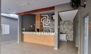 Imagem 2: Casa térrea com 03 dormitórios (sendo 02 suítes), área gourmet com piscina privativa no ba