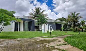 Imagem 3: Casa no condomínio Morada do Sol com três suítes e duas semi suítes