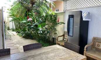 Imagem 4: Casa de condomínio sobrado para aluguel tem 180 metros quadrados com 4 quartos