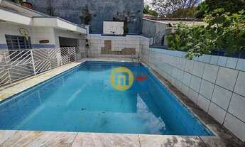 Imagem: Sobrado 4 dorms, com piscina à venda por