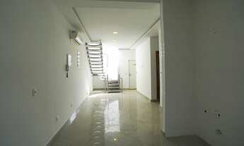 Imagem 3: SOBRADO com 3 dormitórios à venda com 139m² por R$ 650.000,00 no bairro Uberaba - CURITIBA