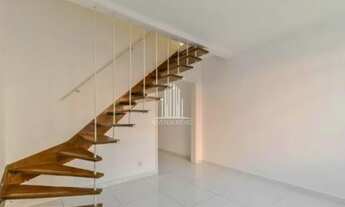 Imagem 2: Casa à venda com 140m², 3 quartos e 2 vagas