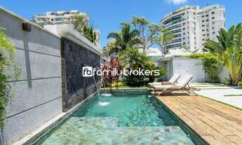 Imagem: Casa com 5 suítes, 320 m² e 3 vagas