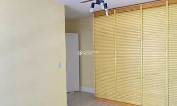 Imagem 7: PORTO ALEGRE - Apartamento Padrão - Auxiliadora