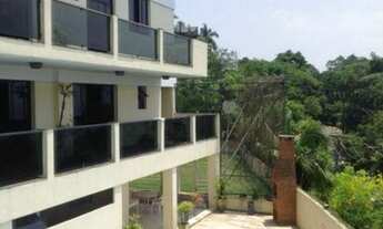 Imagem 2: Casa no morro com linda vista do mar