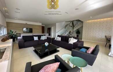 Imagem 2: Oportunidade Casa Incrível / 4 suítes + 6 Vagas para carro