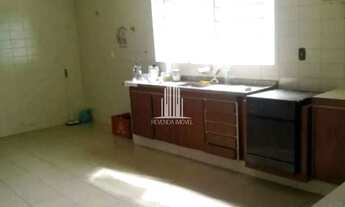 Imagem 4: Sobrado a venda próximo de tudo, escolas,posto,padaria,farmácia etc.,local excelente conté