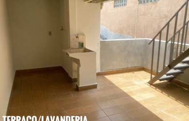 Imagem 4: Casa, sobrado com edícula