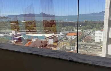 Imagem 8: Excelente apto 02 dormitórios ambos com split e armário embutido, 1 bwc completo, sala com