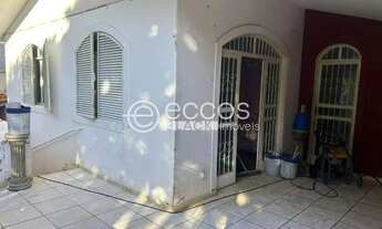 Imagem 7: Casa comercial à venda, 2 vagas, Tabajaras - Uberlândia/MG