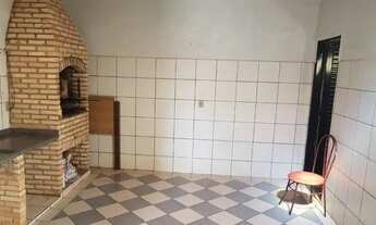 Imagem: Hilda Mandarino, 2 dormitórios, edícula