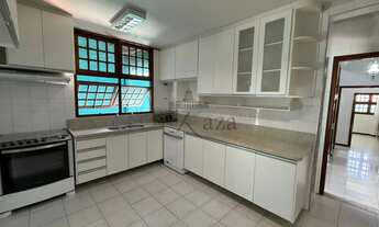 Imagem 5: Oportunidade - Casa em Condomínio - Condomínio Jardim das Colinas - 4 Dormitórios - 400m²