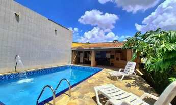 Imagem: Casa com 4 dormitórios, sendo 4 suítes