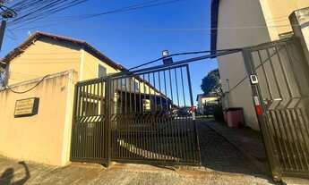 Imagem: Casa geminada em Condomínio