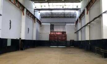 Imagem 2: Galpão Industrial para Locação em Mairinque-SP, Bairro Mairinque: 1 Sala, 4 Banheiros, 2.0