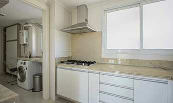 Imagem 5: Elegância e conforto em 125m² no Jardim Europa