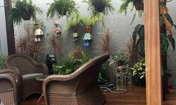 Imagem 2: Casa de Rua Casa de Rua com 3 Quarto(s) e 1 banheiro(s) à Venda, 135.84 por R$ 740000.00 n