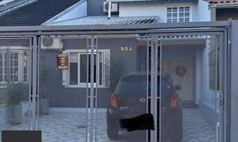 Imagem 2: Casa com 2 quartos 2 suítes, 2 vagas e 99m² à venda em Hípica, Porto Alegre