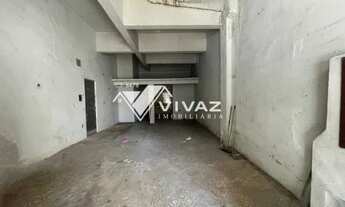 Imagem 4: Loja Comercial com 65m² Salão Cozinha e Banheiros em Benfica