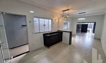 Imagem 2: Casa com 2 dormitórios à venda, 128 m² por R$ 380.000,00 - Jardim Itamarati - Jaú/SP