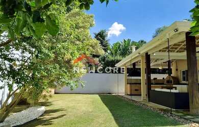 Imagem: Casa de condomínio em Estrada dos Pinheiros