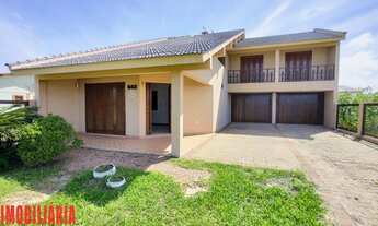 Imagem: Excelente sobrado de alto padrão com orientação