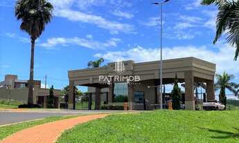 Imagem 7: Casa Térrea 3 Quartos c/ Planejados e Piscina em Condomínio Alto do Castelo