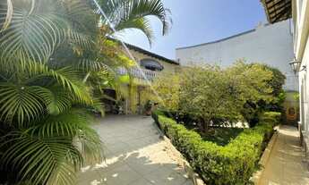 Imagem 5: Excelente casa, possuí amplo espaço de quintal com churrasqueira - Agende sua visita!!!