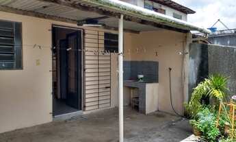 Imagem 4: CASA GRANDE E BOA, para alugar logo. Precinho de apt. P