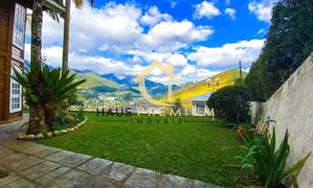 Imagem 3: Casa de condomínio para venda possui 232 metros quadrados com 5 quartos