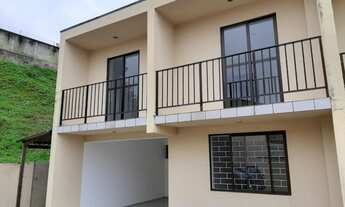 Imagem 1: Sobrado em condomínio fechado para aluguel ou venda em ótima localização