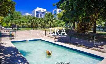 Imagem 4: Barra da Tijuca. Condomínio Rio 2, residencial Gênova. Apartamento com varanda, 2 quartos