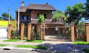 Imagem: PORTO ALEGRE - Casa Padrão - Jardim Floresta