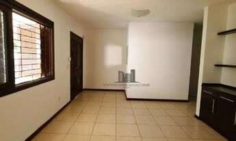 Imagem 3: Venda ótima casa semi mobiliada de 3 dormitórios com garagem coberta no bairro Medianeir