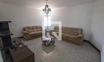 Imagem 2: Casa para Aluguel - Bandeirantes, 4 Quartos, 469 m2