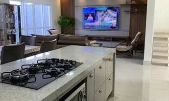 Imagem 4: Casa à venda no condomínio Village Paradiso 2, 4 Suítes e Excelente Privacidade