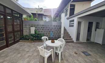 Imagem 5: Casa à Venda Muito Bem Localizada no Bairro Trindade, Florinanópolis !!
