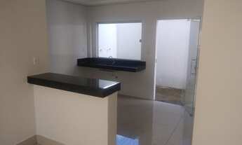 Imagem 2: Apto Próximo Centro...78 m²...Aceita Veículo mais Parcelamento!!!