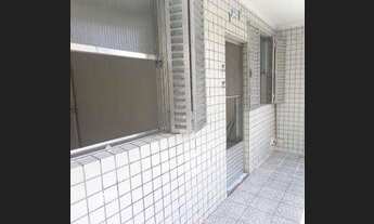 Imagem 2: Apartamento com 02 dormitórios, sala, cozinha, sacadinha Canto do Forte Praia Grande