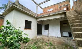 Imagem 3: Casa para ser terminada