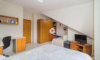 Imagem 7: SOBRADO com 4 dormitórios à venda com 197m² por R$ 699.000,00 no bairro Uberaba - CURITIBA