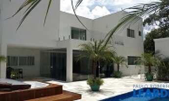 Imagem 2: CASA EM CONDOMÍNIO - ARUJAZINHO 1, 2, 3 - SP