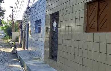 Imagem 2: Alugo uma boa casa no bairro Nova descoberta