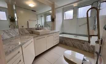 Imagem 7: Apartamento para venda possui 134 metros quadrados com 3 quartos em Centro - Florianópolis