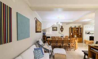 Imagem: Casa à venda com 192m², 2 quartos e 2