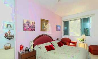 Imagem 7: Casa Assobradada em Sumaré com 349m² 4 dormitórios 3 suítes 5 banheiros 3 vagas de garagem