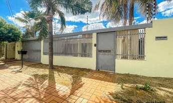 Imagem: Casa com 3 dormitórios para alugar, 210