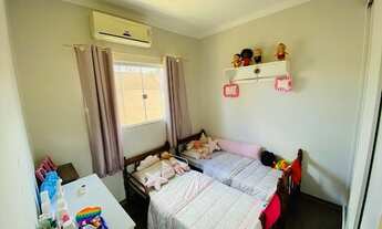 Imagem 3: Casa a venda- Com energia solar e amplo espaço